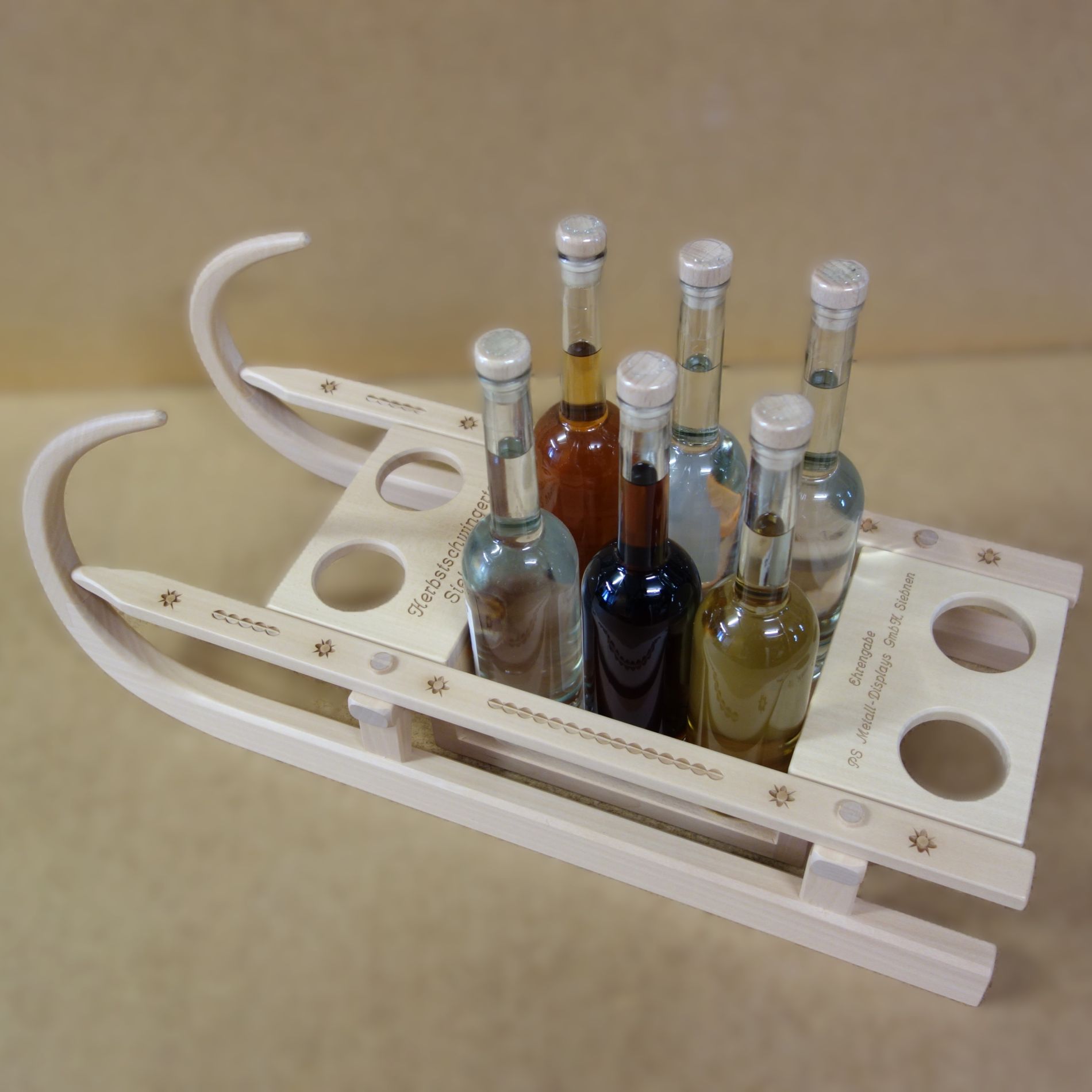 Schnaps-Bar Hornschlitten 3 Schnaps-Bar Hornschlitten – Bild 3